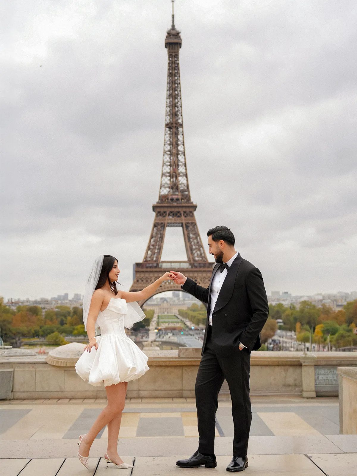 عکس و کلیپ فرمالیته در پاریس